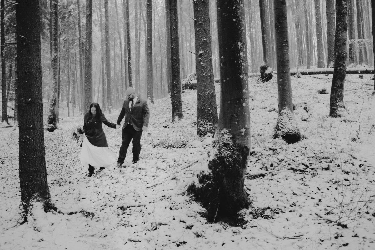 elopement na floresta